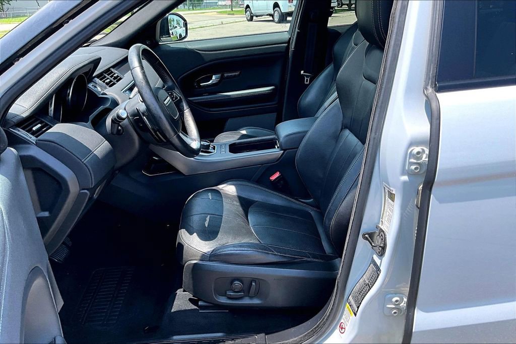Used 2018 Land Rover Range Rover Evoque SE Premium AWD/4WD image 21
