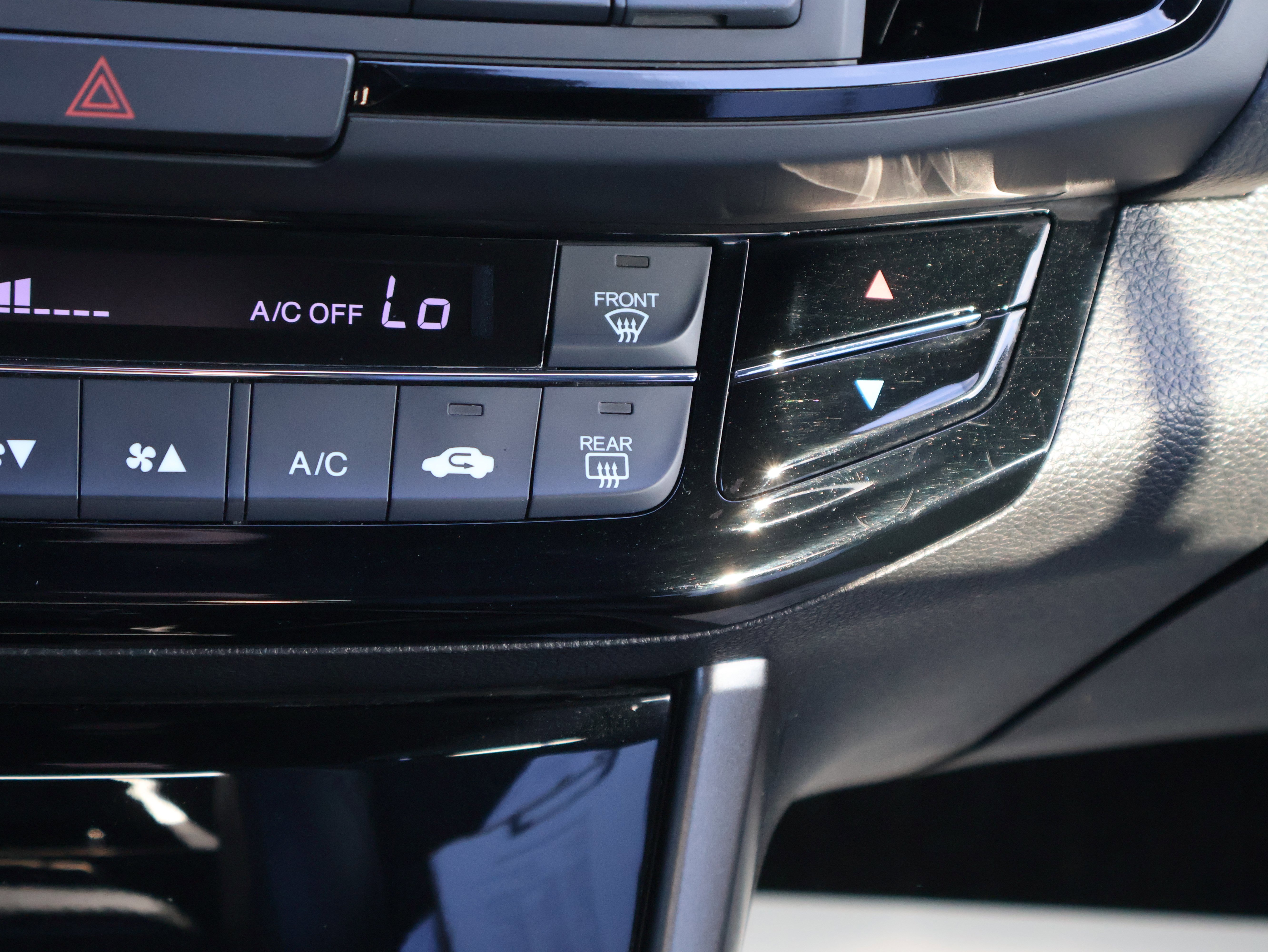 Used 2016 Honda Accord Sport image 25