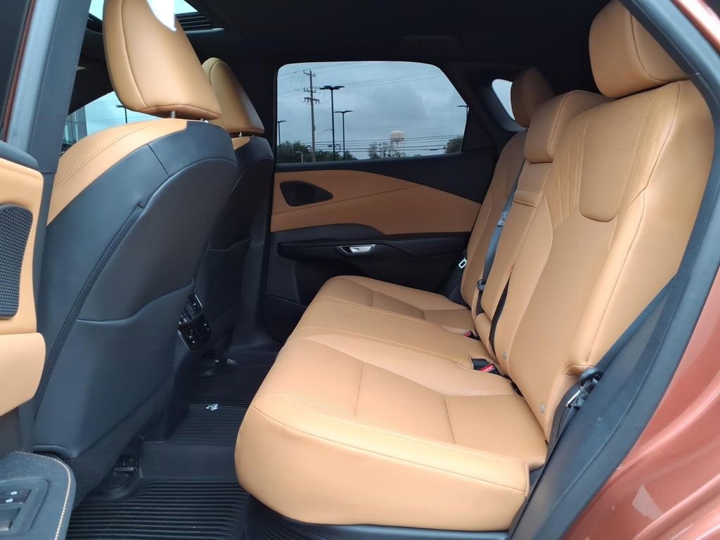 Used 2025 Lexus RX 350h w/ Convenience Package AWD/4WD image 11