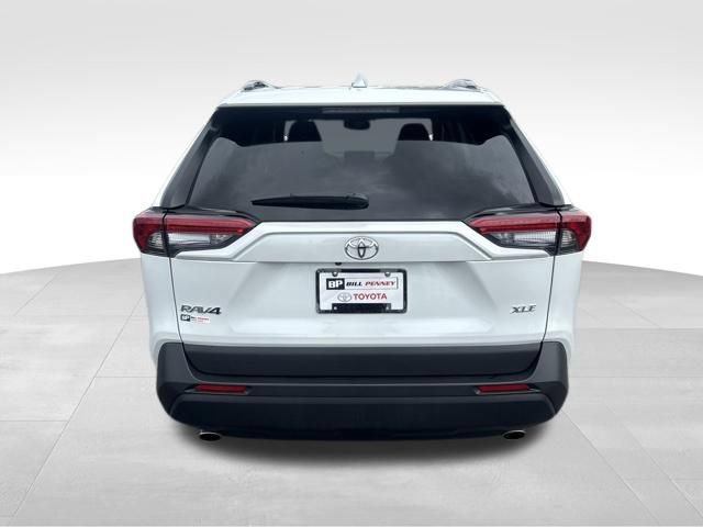 Used 2025 Toyota RAV4 XLE Premium w/ Weather Package FWD image 4