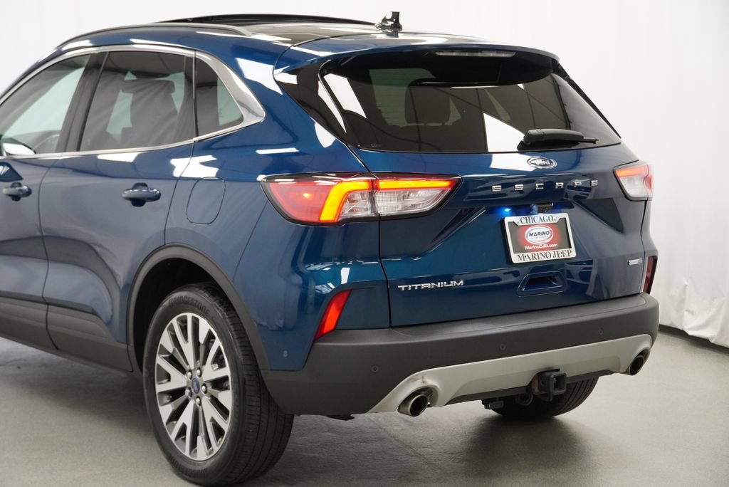 Used 2020 Ford Escape Titanium AWD/4WD image 30