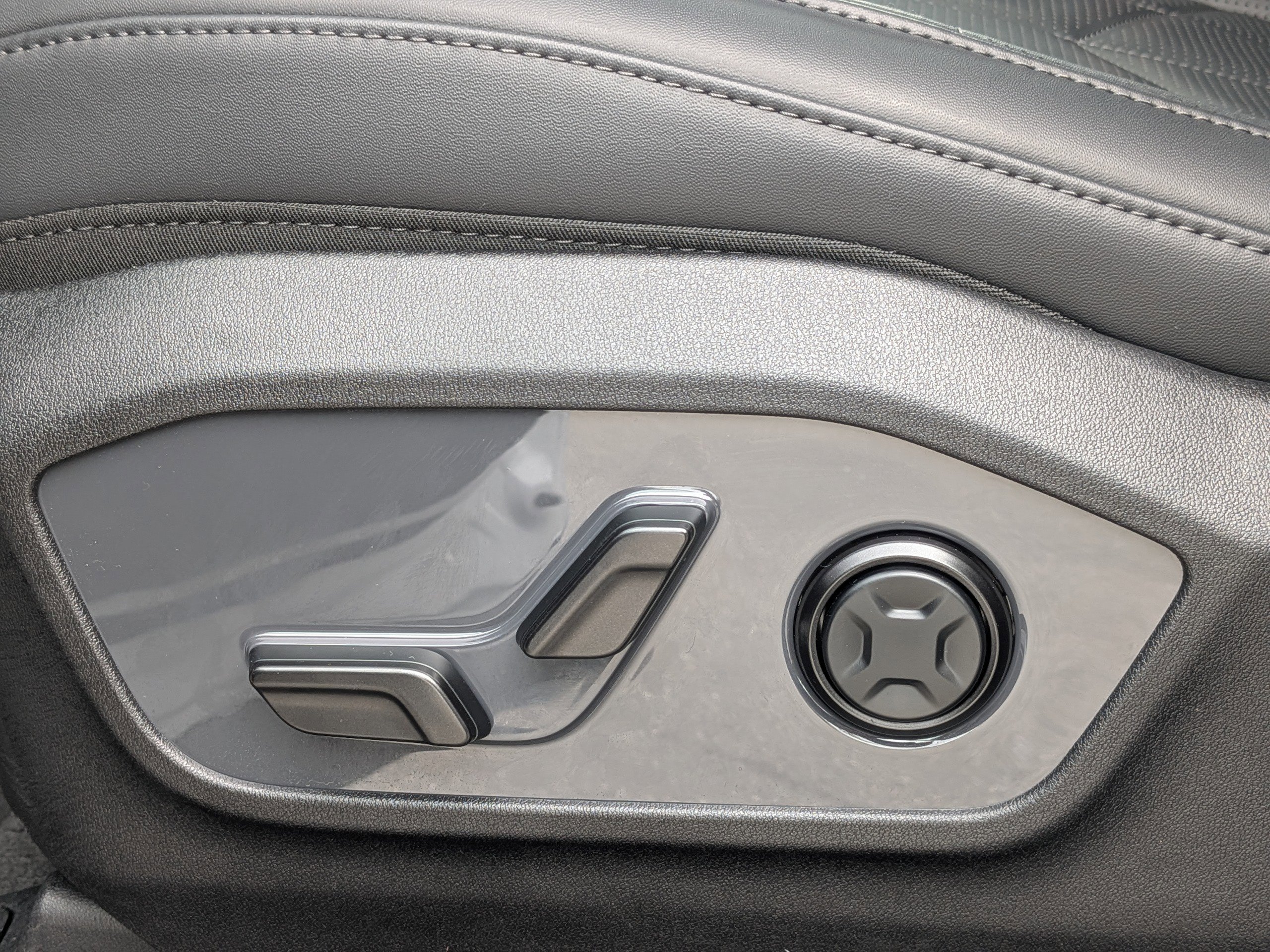 Used 2027 Kia Telluride EX X-Line w/ Towing Package image 28