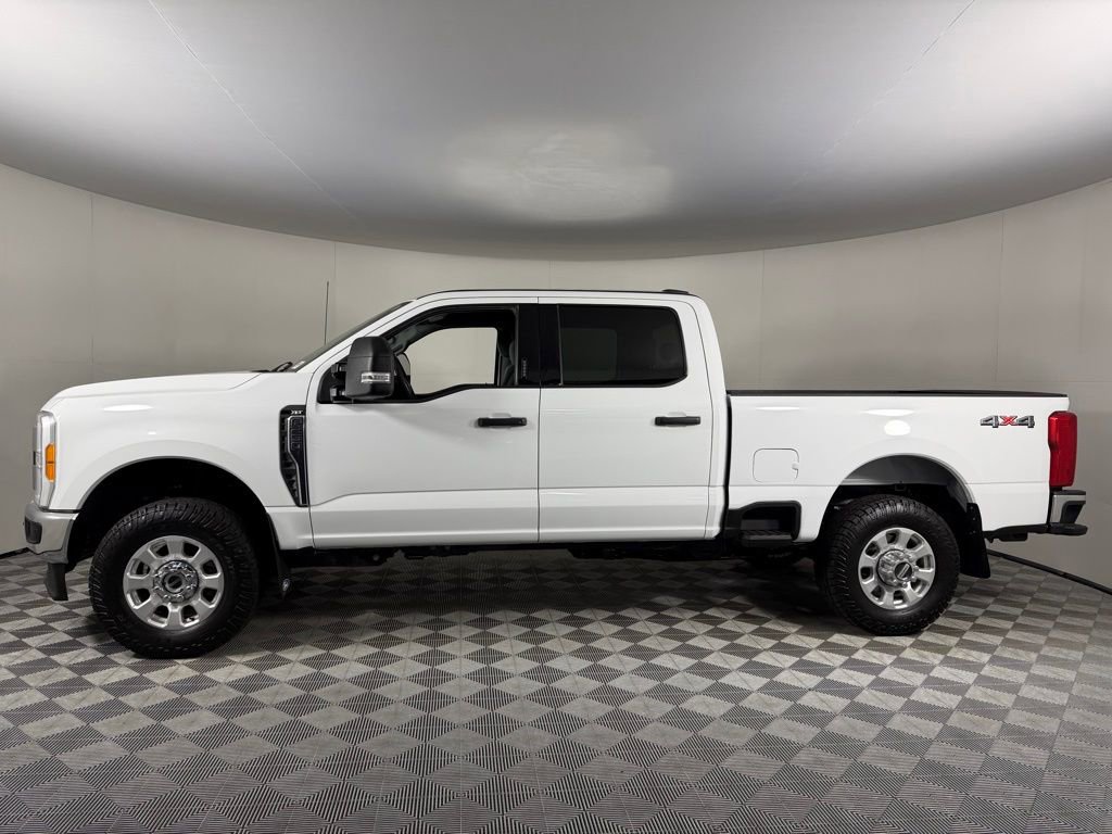 Used 2023 Ford F250 XLT w/ Snow Plow Prep Package image 11