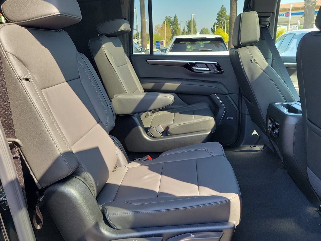 New 2026 Chevrolet Suburban LT w/ Comfort Package RWD image 22