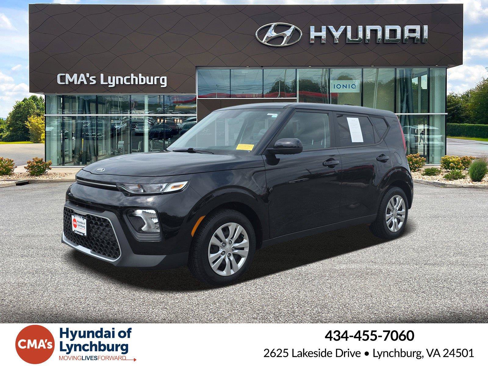 Used 2021 Kia Soul LX FWD image 2