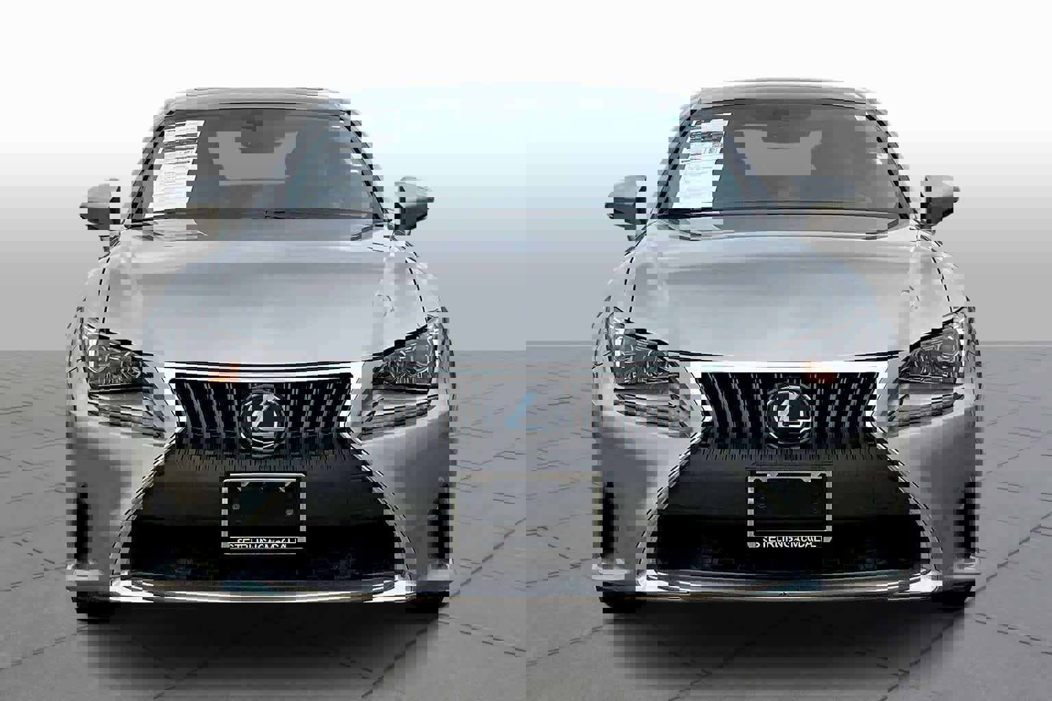 Used 2015 Lexus RC 350 w/ Luxury Package image 4