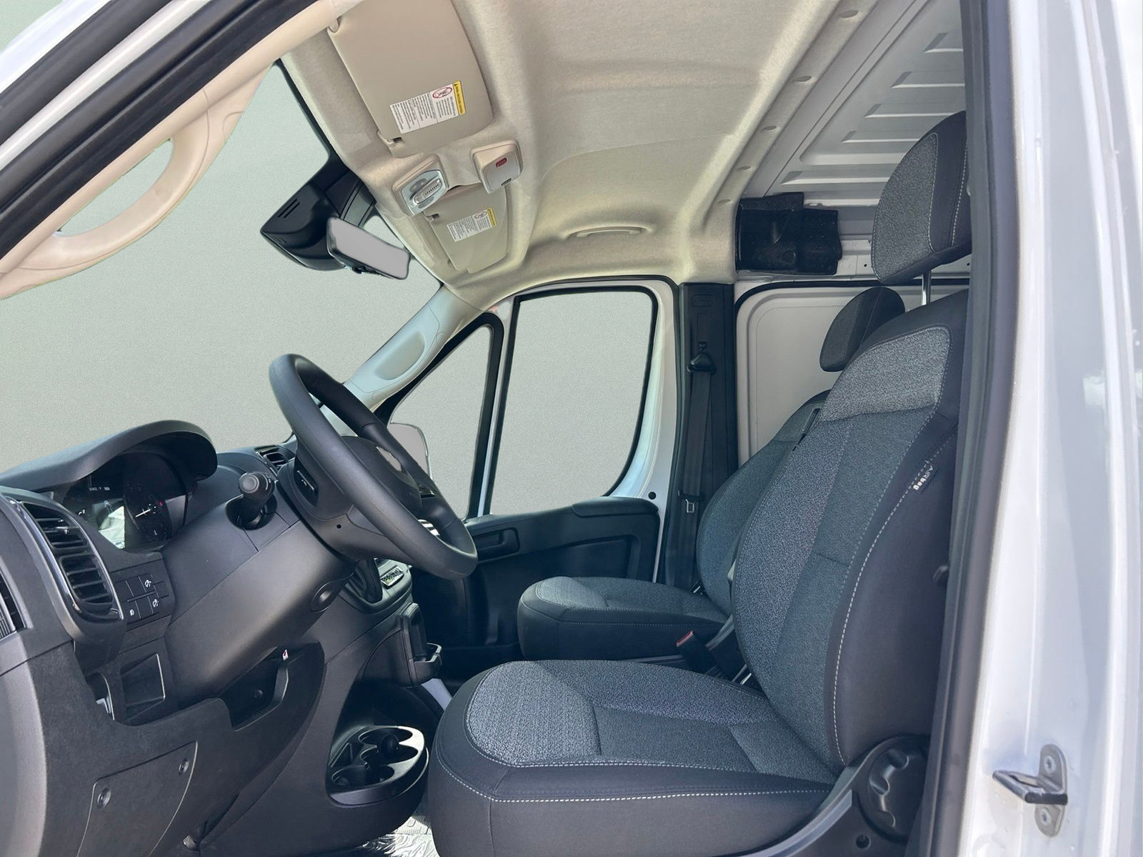 New 2026 RAM ProMaster 1500 w/ Safety Group FWD image 15