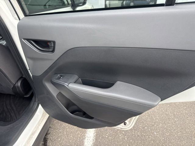 Used 2025 Subaru Crosstrek 2.0i Premium image 16