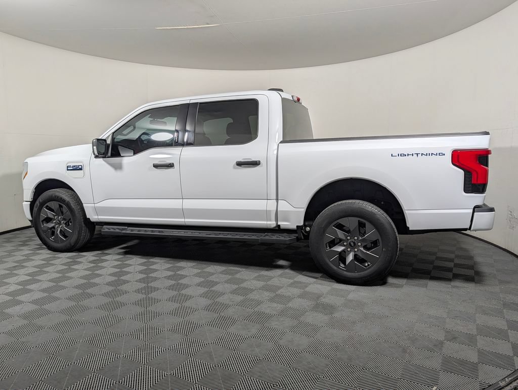 Certified 2024 Ford F150 Lightning XLT AWD/4WD image 5