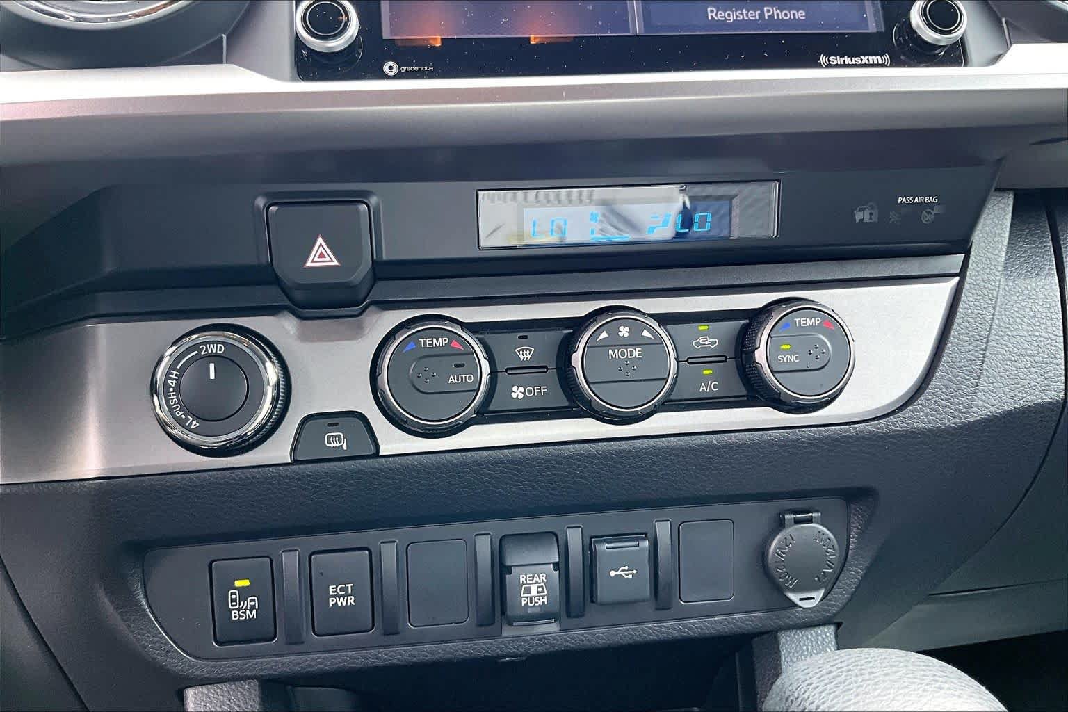 Used 2022 Toyota Tacoma SR5 w/ Technology Package AWD/4WD image 34