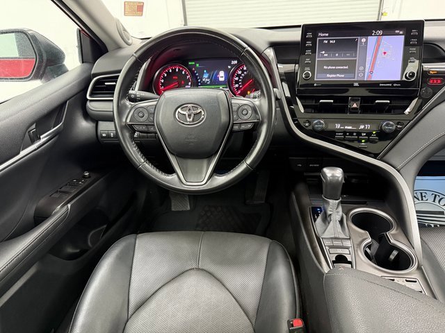 Used 2023 Toyota Camry XSE image 32