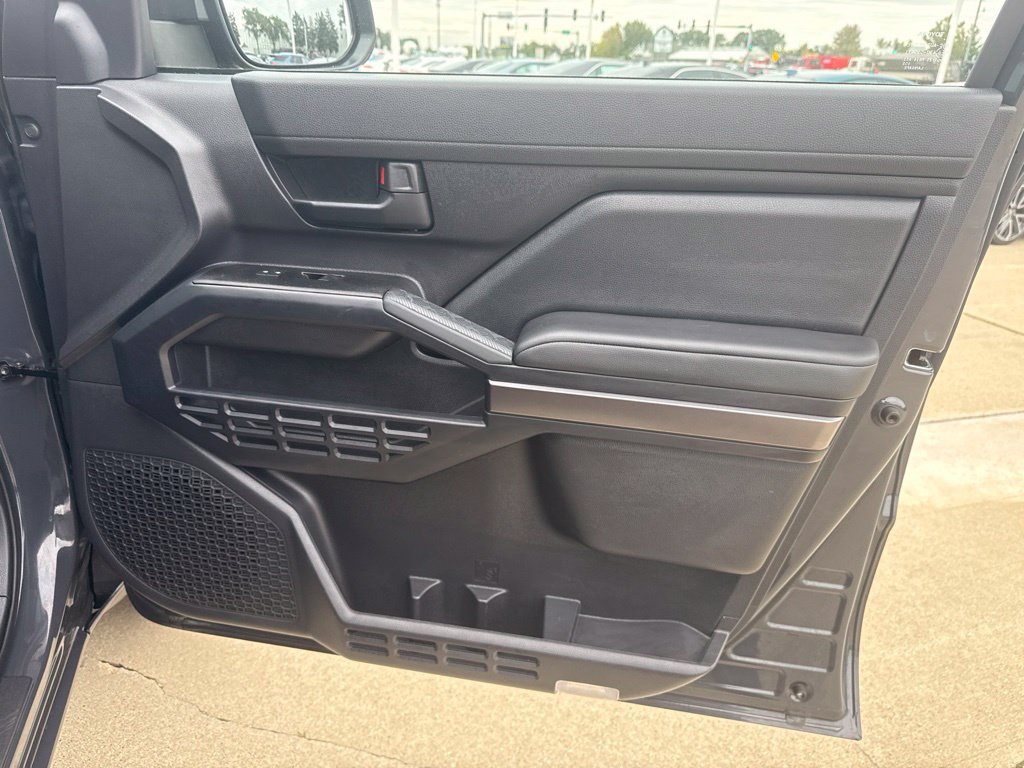 Certified 2026 Toyota 4Runner SR5 AWD/4WD image 22