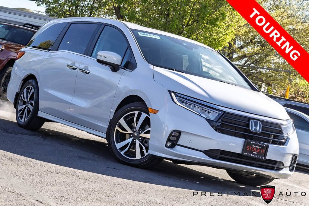 Used 2023 Honda Odyssey Touring image 1