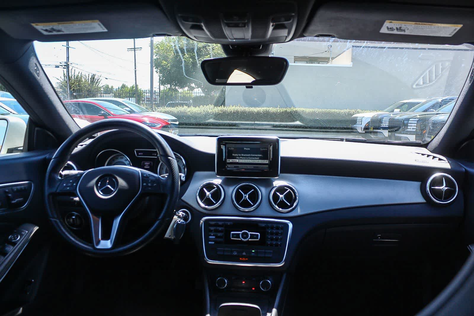 Used 2014 Mercedes-Benz CLA 250 image 16