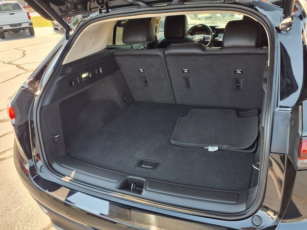 Used 2023 Buick Envision Preferred w/ Premium Seat Package AWD/4WD image 28