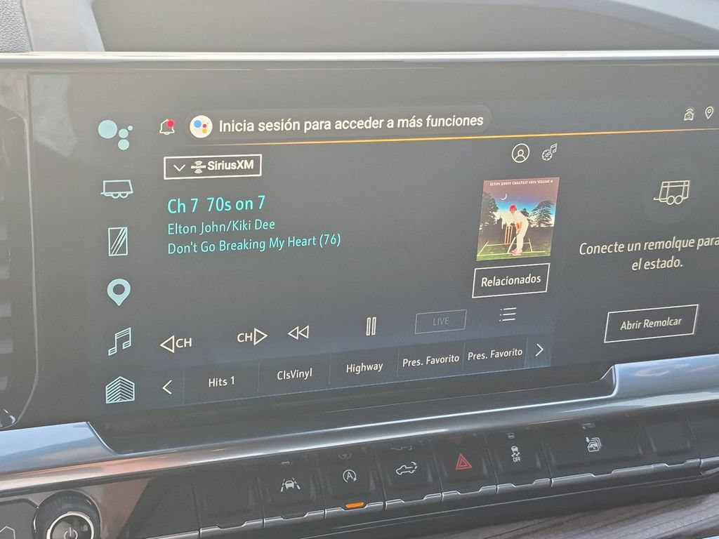 Used 2025 Chevrolet Silverado 1500 LT w/ Texas Edition Plus RWD image 16