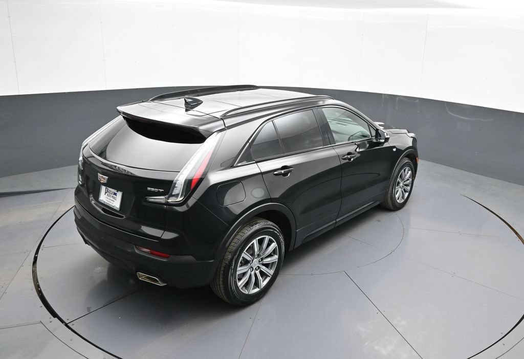Used 2023 Cadillac XT4 Sport w/ Technology Package AWD/4WD image 39