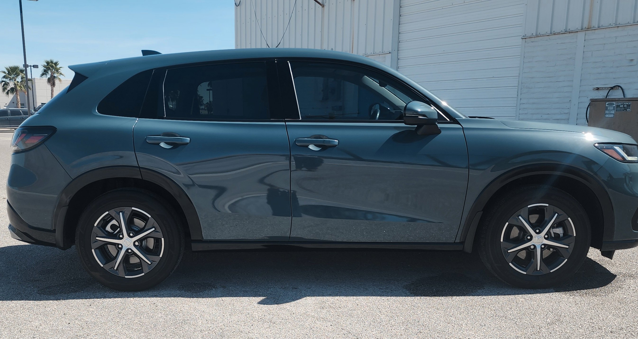 Used 2025 Honda HR-V EX-L image 4