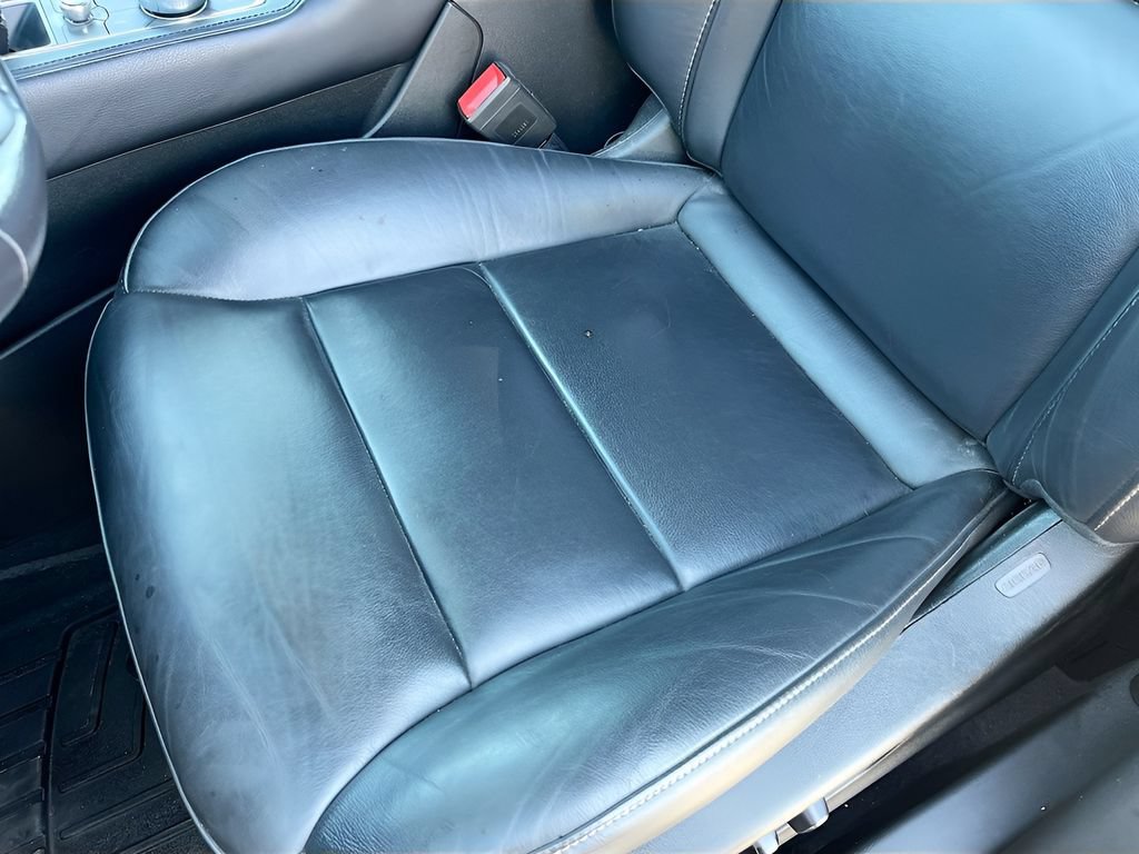Used 2022 Cadillac XT4 Premium Luxury w/ Safety Alert Package FWD image 18