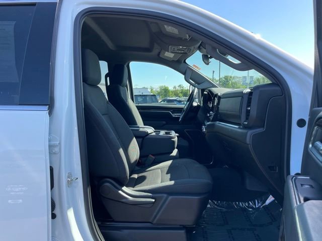 Used 2024 GMC Sierra 2500 SLE w/ SLE Value Package; AWD/4WD image 18