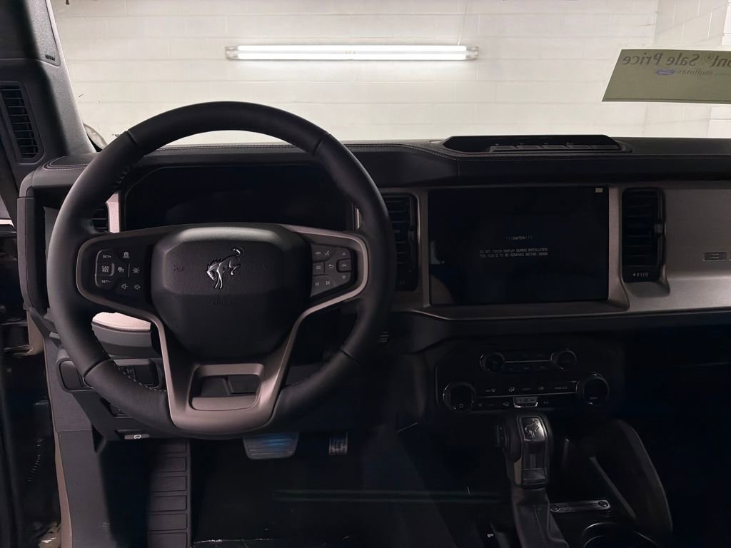 New 2026 Ford Bronco Outer Banks image 8