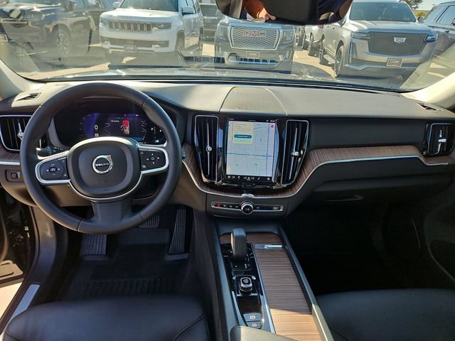 Used 2022 Volvo XC60 B5 Momentum w/ Climate Package AWD/4WD image 21