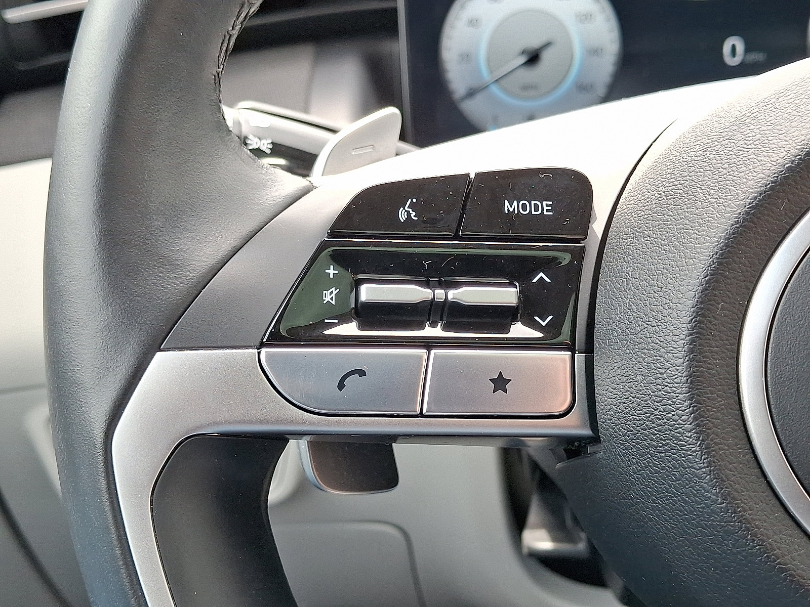 Used 2023 Hyundai Tucson Limited image 22