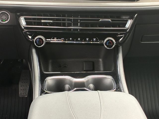 New 2026 Chevrolet Traverse LT w/ Sun and Wheel Package image 20