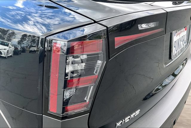 Certified 2025 Nissan Kicks SR AWD/4WD image 22