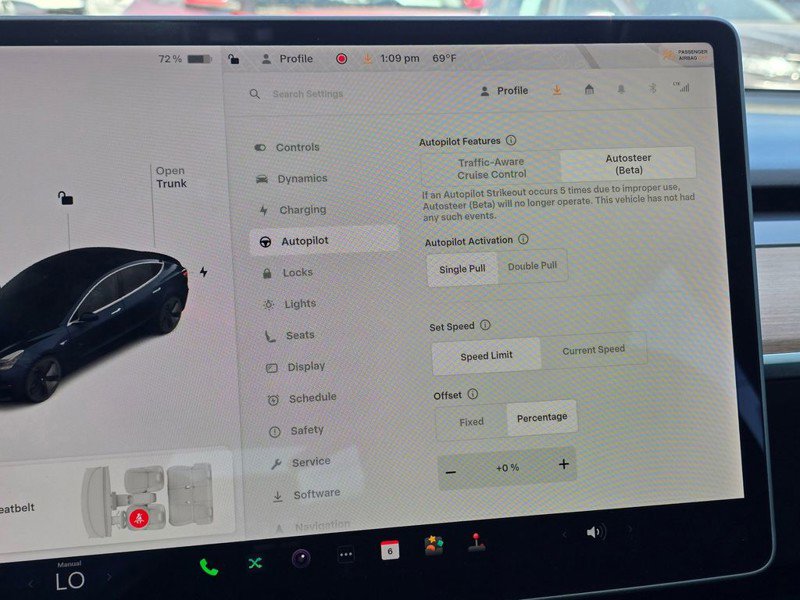 Used 2020 Tesla Model 3 Standard Range RWD image 32