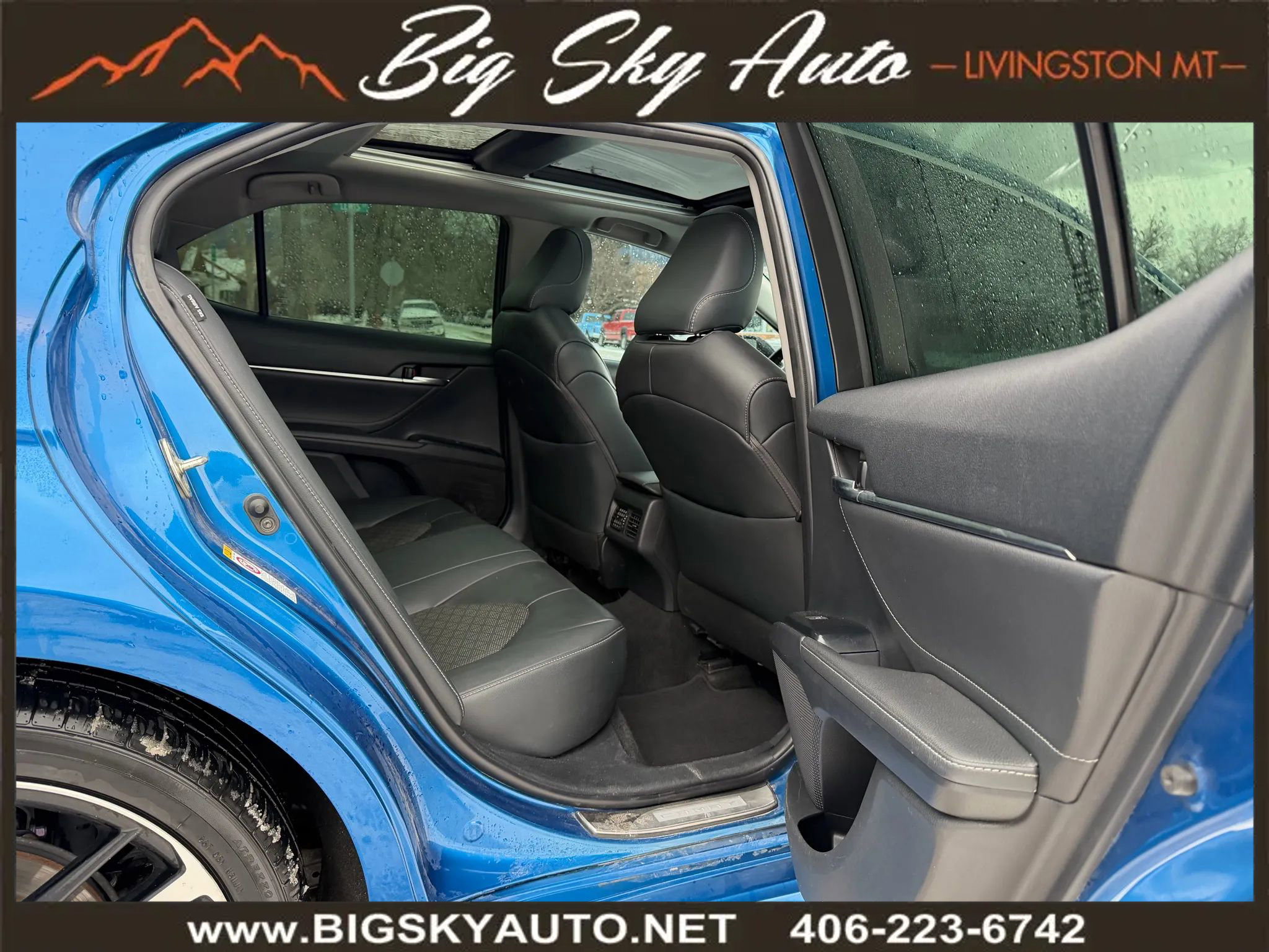 Used 2018 Toyota Camry XSE image 21