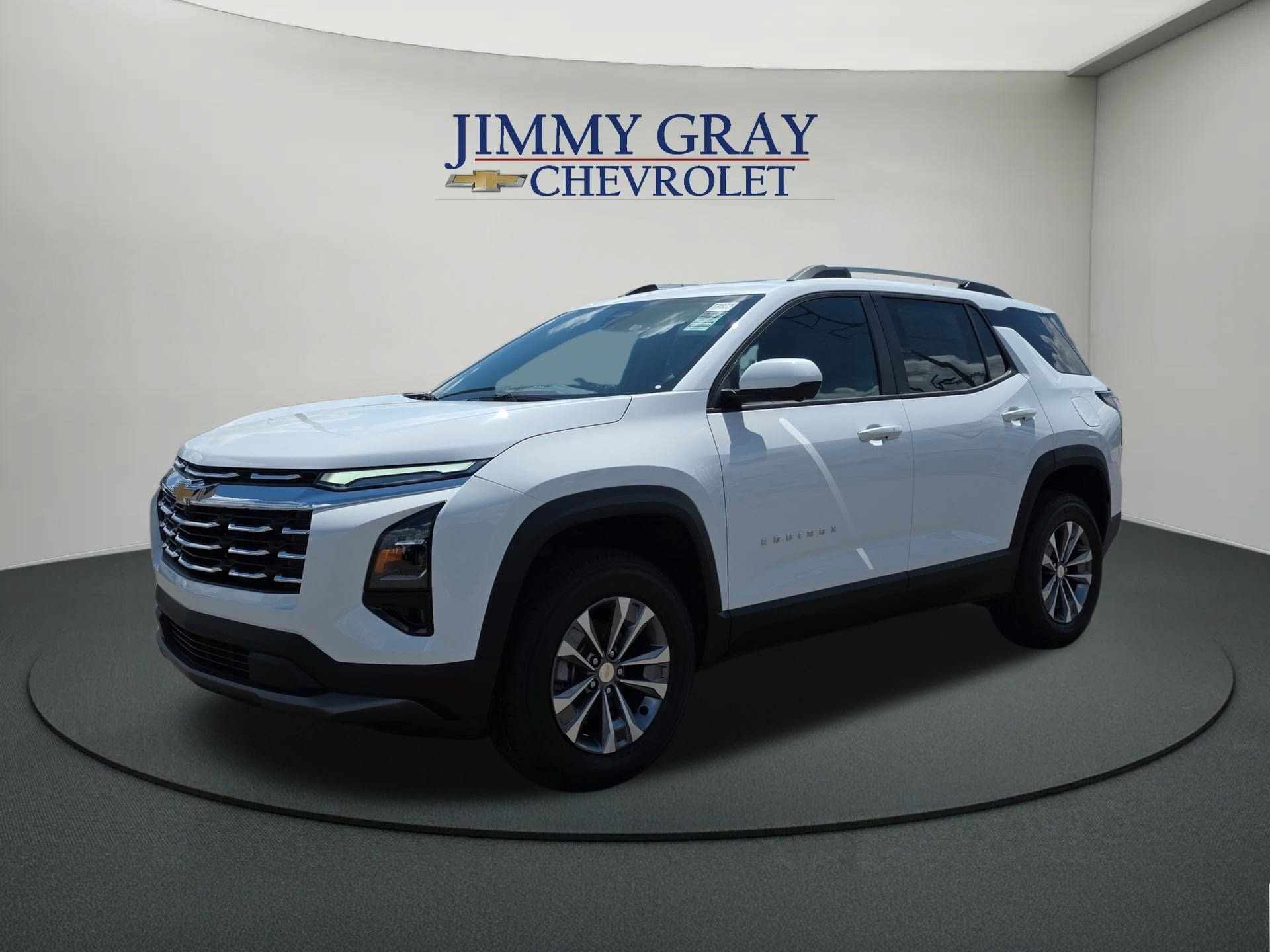 New 2026 Chevrolet Equinox LT w/ Convenience Package II FWD image 1