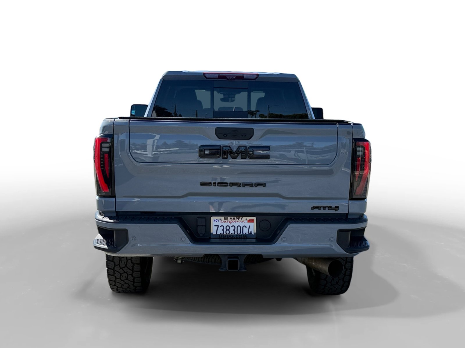 Used 2025 GMC Sierra 2500 AT4 w/ AT4 Premium Plus Package image 4