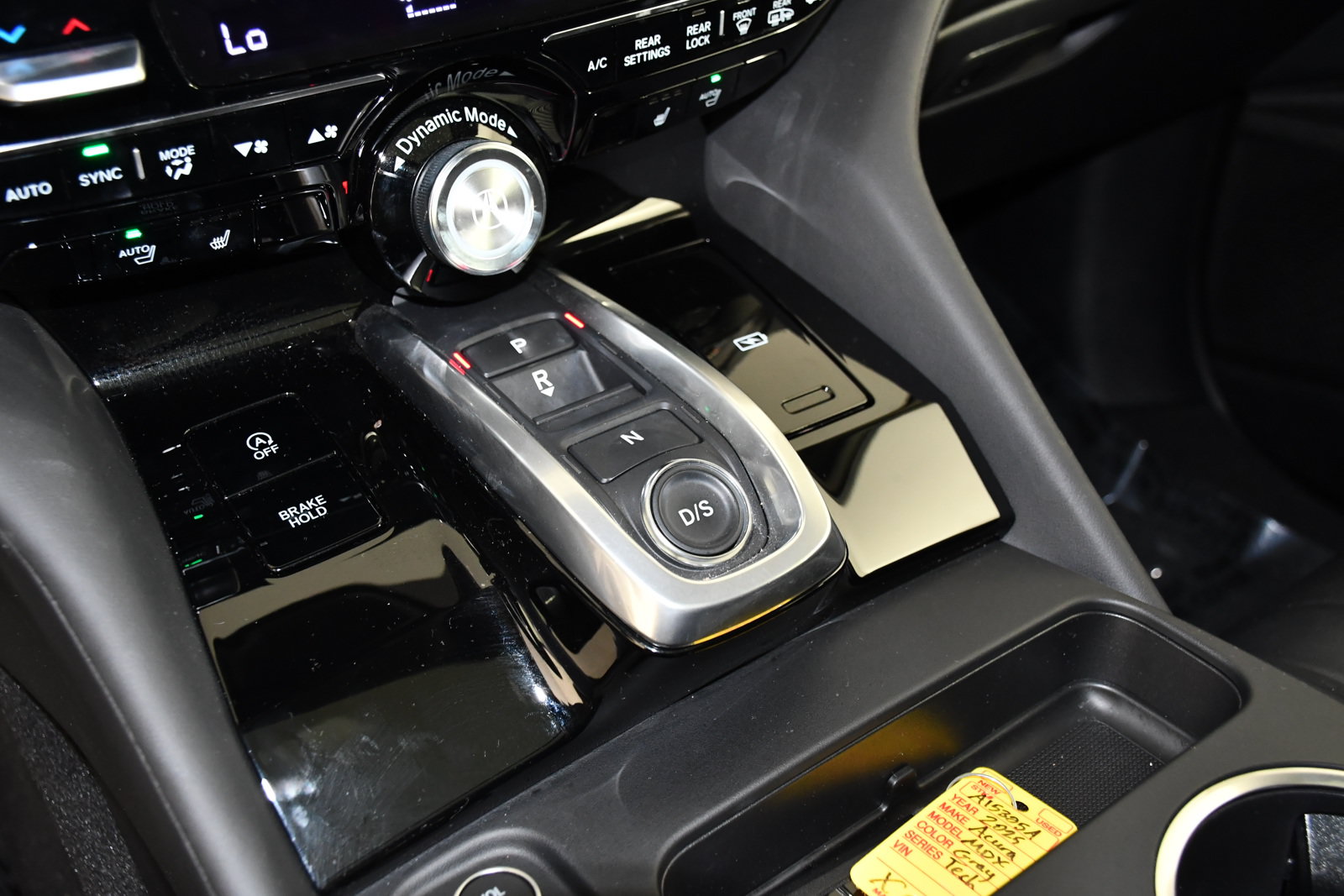 Certified 2025 Acura MDX w/ Technology Package AWD/4WD image 29