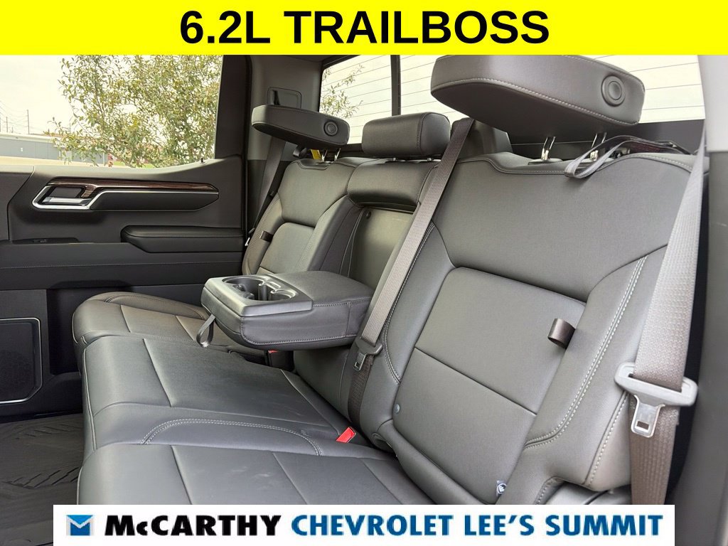 Used 2023 Chevrolet Silverado 1500 LT Trail Boss w/ Convenience Package II AWD/4WD image 43