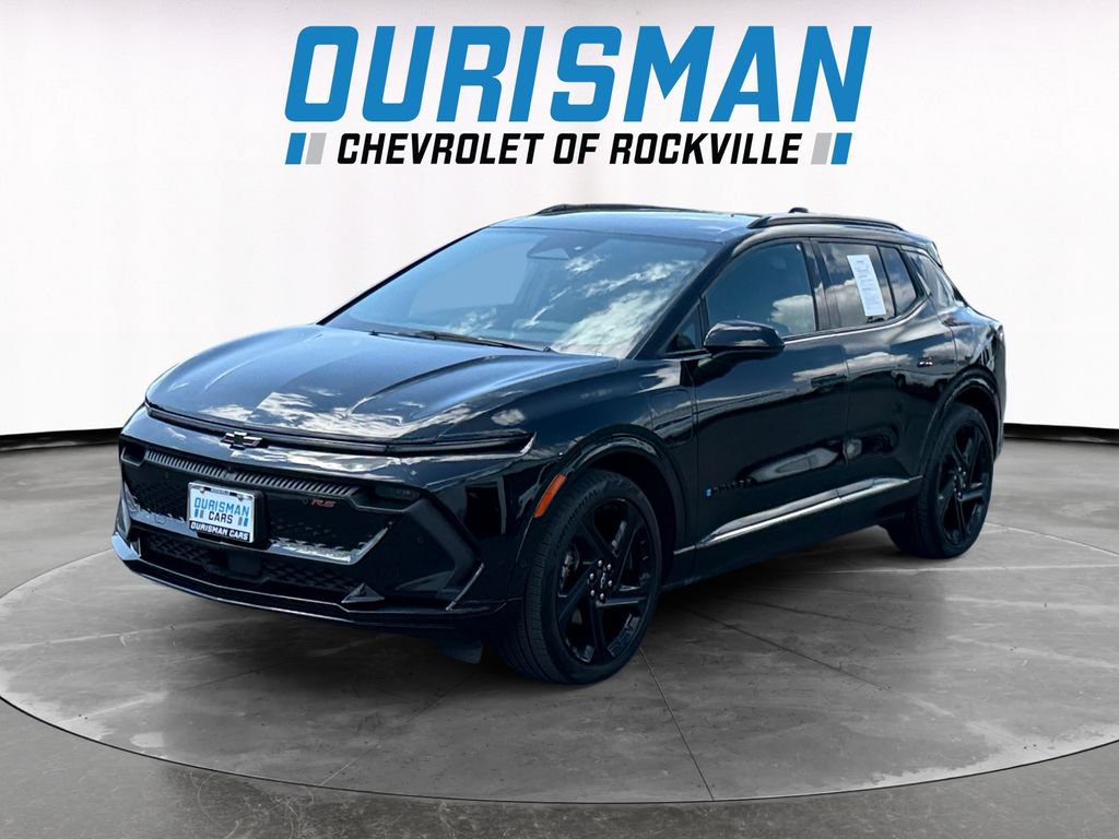 Used 2024 Chevrolet Equinox EV RS FWD image 2