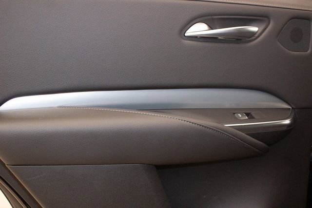 Used 2023 Cadillac XT4 Premium Luxury w/ Enhanced Visibility Package image 18