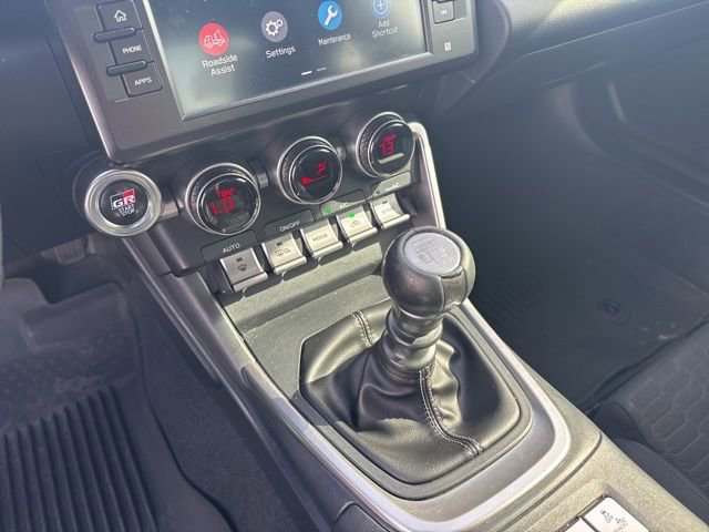 Used 2022 Toyota GR86 w/ ALL Weather Mat Package (TMS) image 16