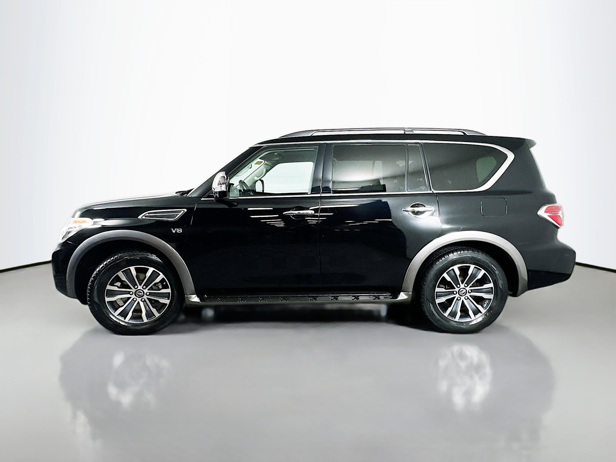 Used 2020 Nissan Armada SL w/ Premium Package AWD/4WD image 4