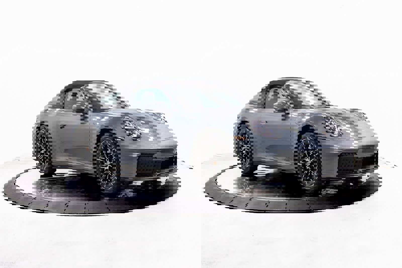 Certified 2025 Porsche 911 Targa 4 GTS image 9