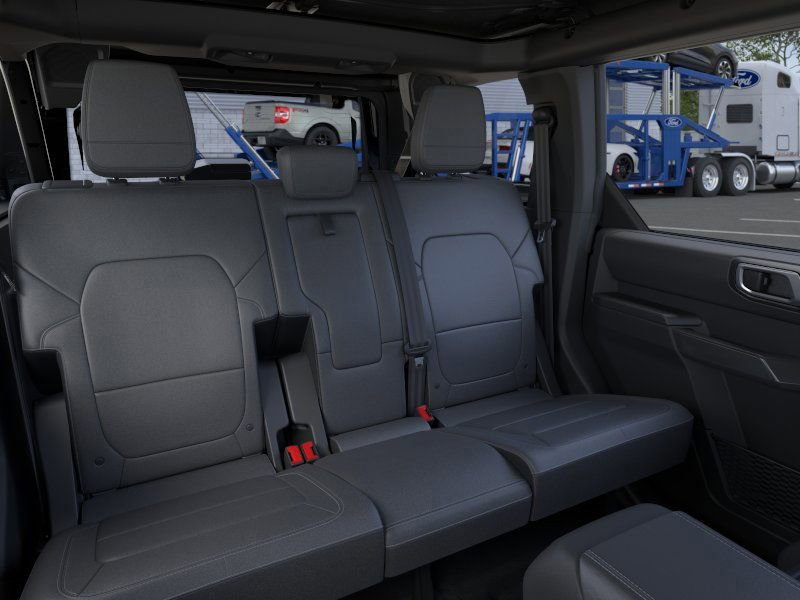 New 2025 Ford Bronco Outer Banks image 11