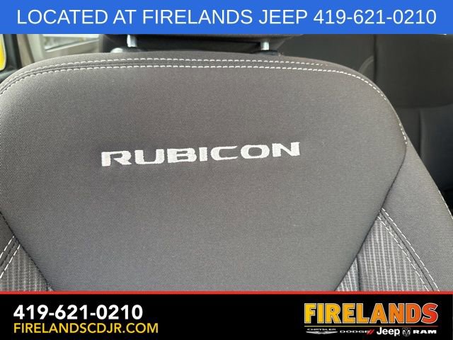 Used 2017 Jeep Wrangler Unlimited Rubicon w/ Connectivity Group AWD/4WD image 14