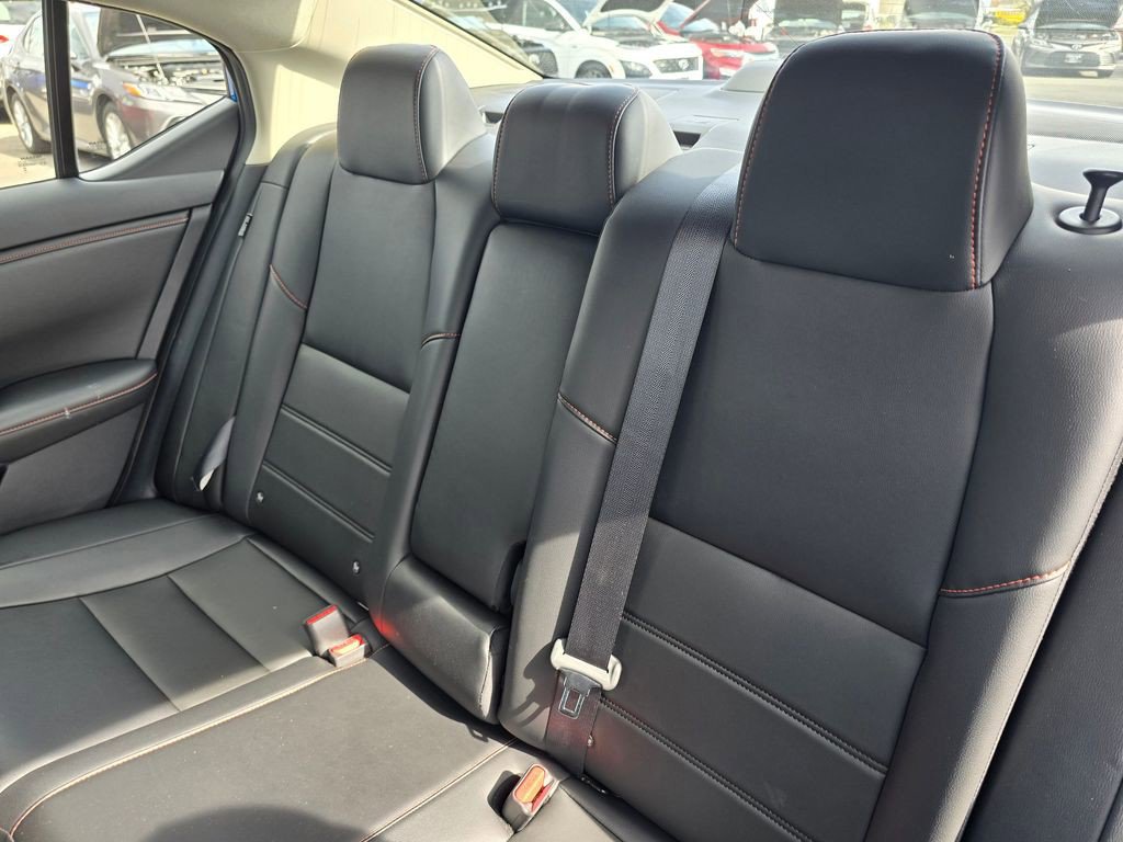 Used 2024 Nissan Sentra SR w/ SR Premium Package FWD image 17