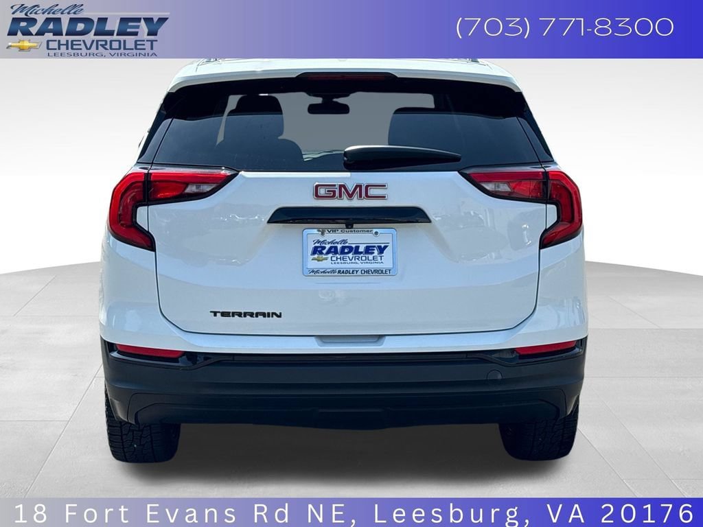 Certified 2021 GMC Terrain SLE w/ Driver Convenience Package FWD image 4