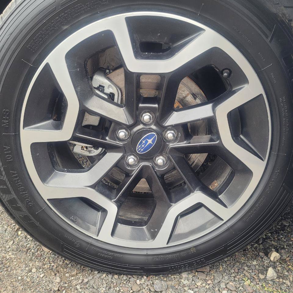 Used 2017 Subaru Crosstrek 2.0i Premium AWD/4WD image 41