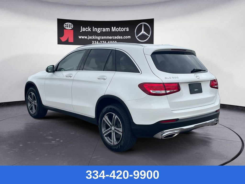Used 2016 Mercedes-Benz GLC 300 image 3