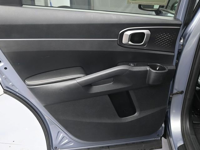 Used 2022 Kia Sorento S w/ Panoramic Sunroof Package image 20