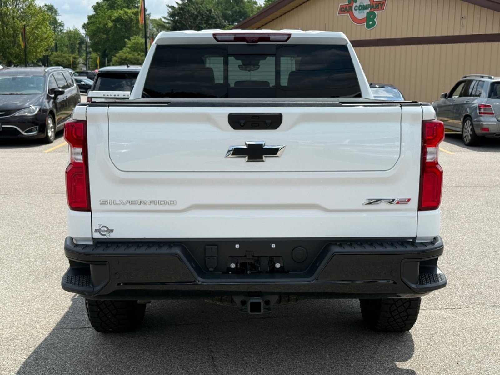 Used 2023 Chevrolet Silverado 1500 ZR2 image 7