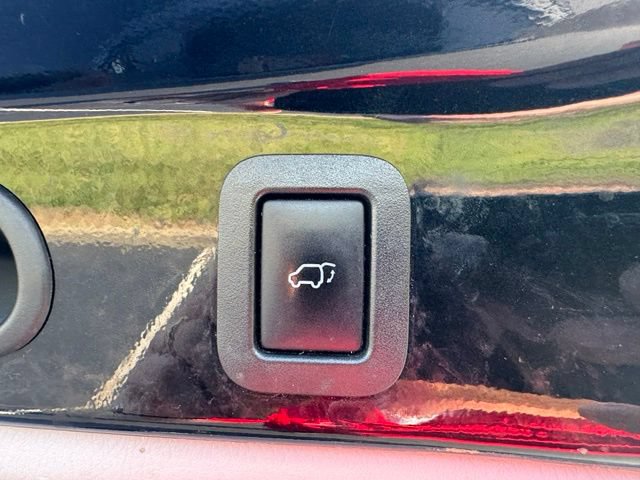 Used 2015 Toyota Highlander XLE AWD/4WD image 14