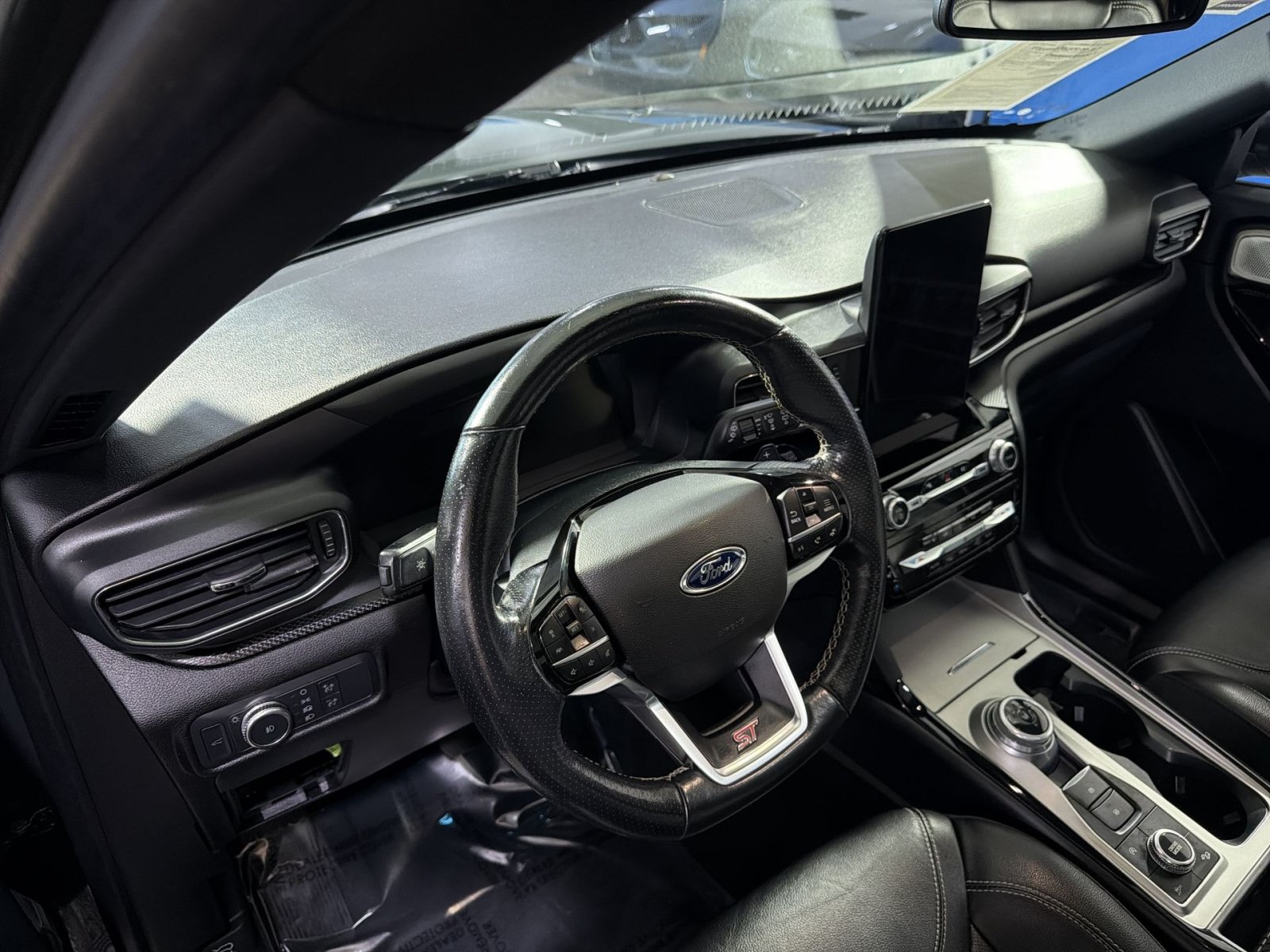Used 2022 Ford Explorer ST w/ Equipment Group 401A AWD/4WD image 19